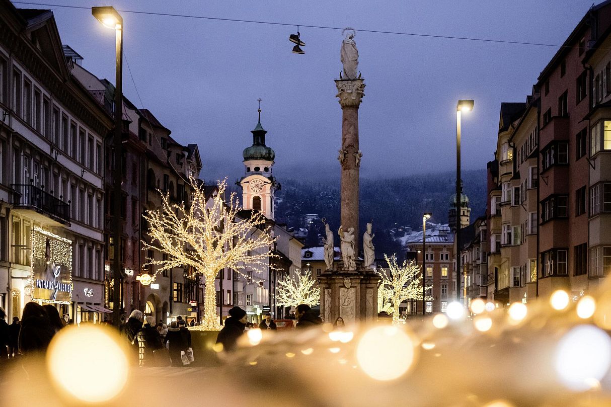 Christmas Market Maria Theresien Street