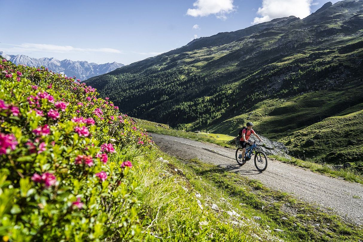 Mountainbiken-Tirol-Bike-Trail-Tirol-Etappe-20-Weerberg-Windegg-Voldertal©tvb-hall-wattens