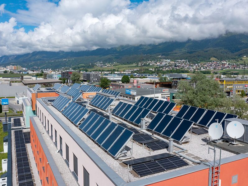 HWEST_Hotel_Schloegelstrasse_57_Hall_aussen_Drohne_Panorama