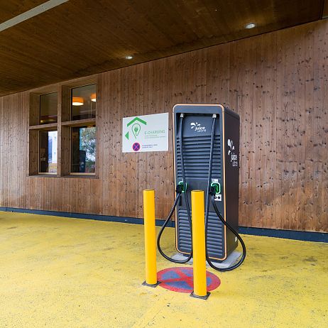 HWEST_Hotel_Schloegelstrasse_57_Hall_E_Tankstelle_1